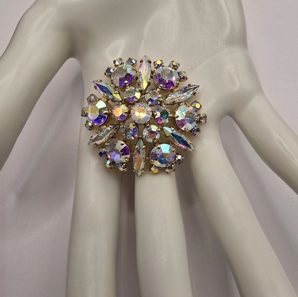 Vintage Sherman Aurora Borealis AB Swarovski Crystal Domed Brooch - Picture 5 of 8